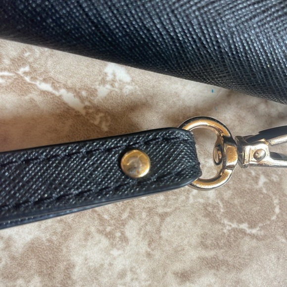 Michael Kors wallet wristlet - Picture 5 of 9